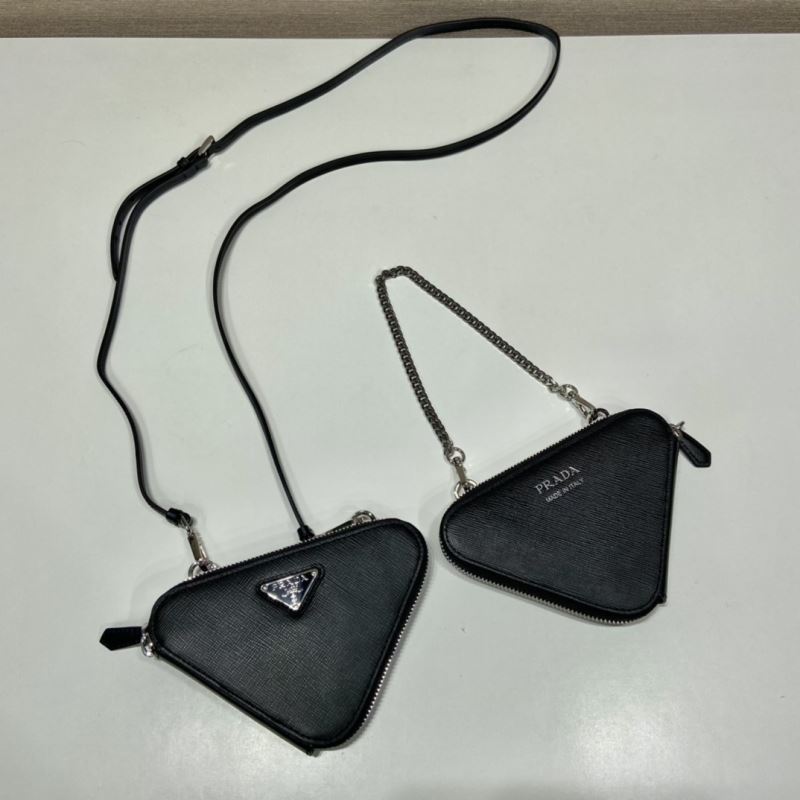 Pra*a triangle pouch